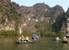 Boat trip in Tam Coc and Trang An