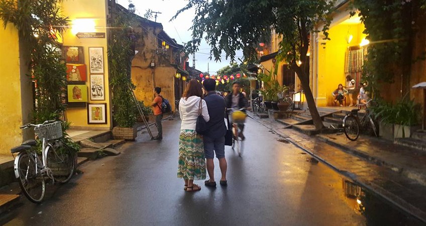 honeymoon in hoi an