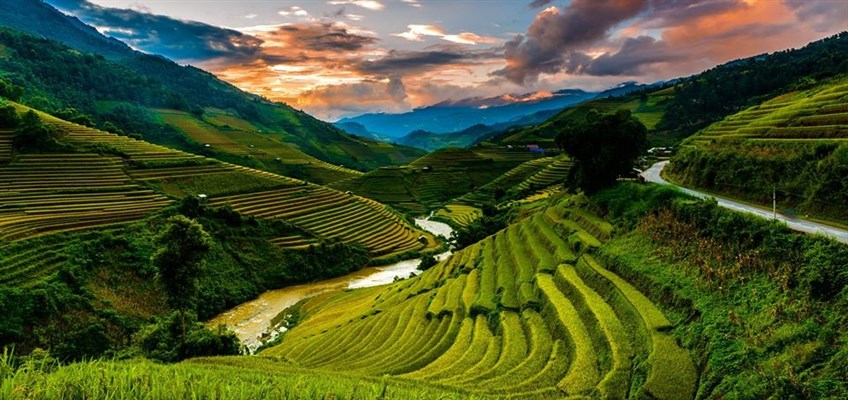 vietnam tour packages