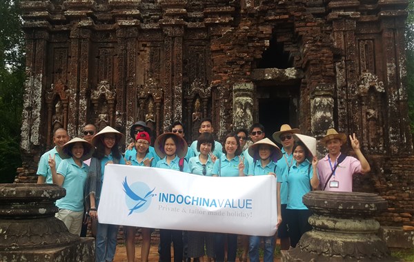 Booking a Trip to Vietnam with a Travel Agent