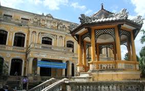 An Dinh Palace