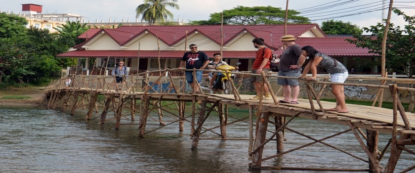 vang vieng travel gudie min