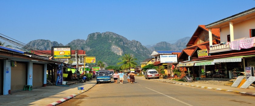 vang vieng travel guide 3 min